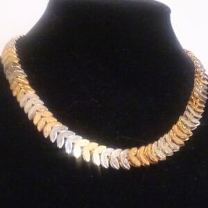 Vintage Two Tone Textured Leaf Link Necklace